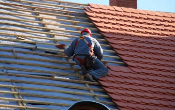roof tiles Bozen Green, Hertfordshire